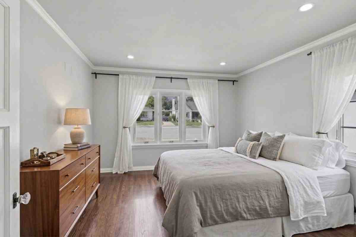 2682 E Villa St - Photo 7 of 21