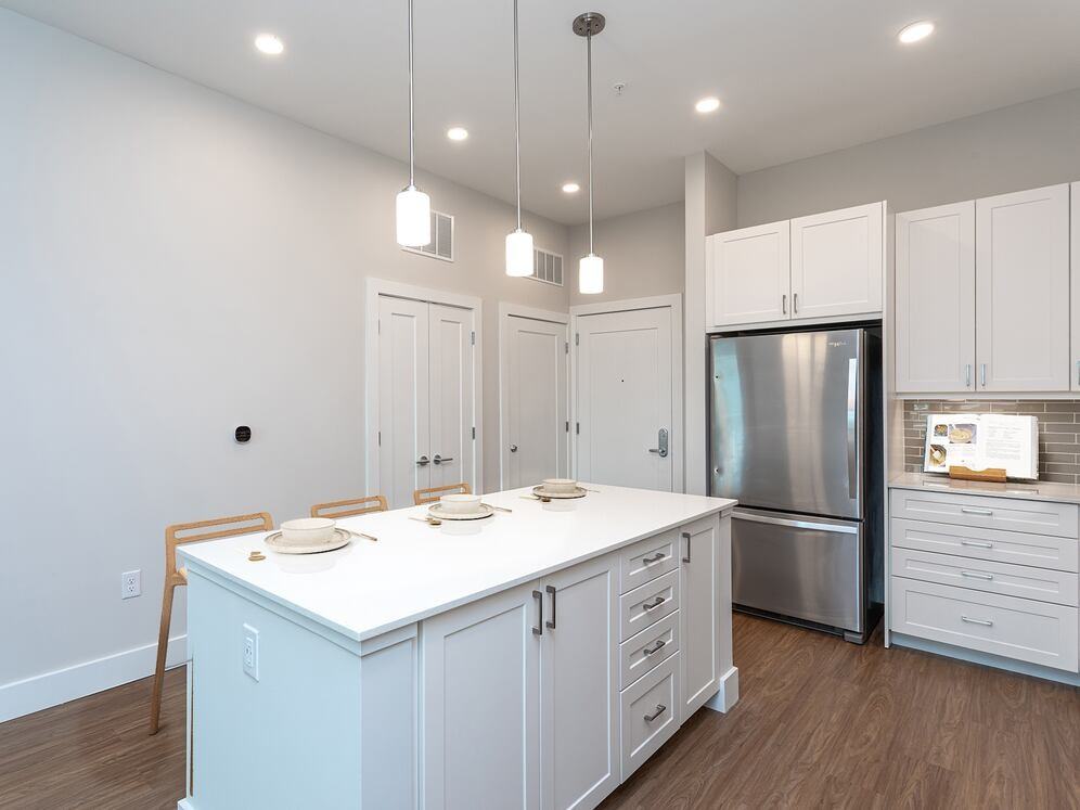 Avalon Carmel Commons - Photo 3 of 26