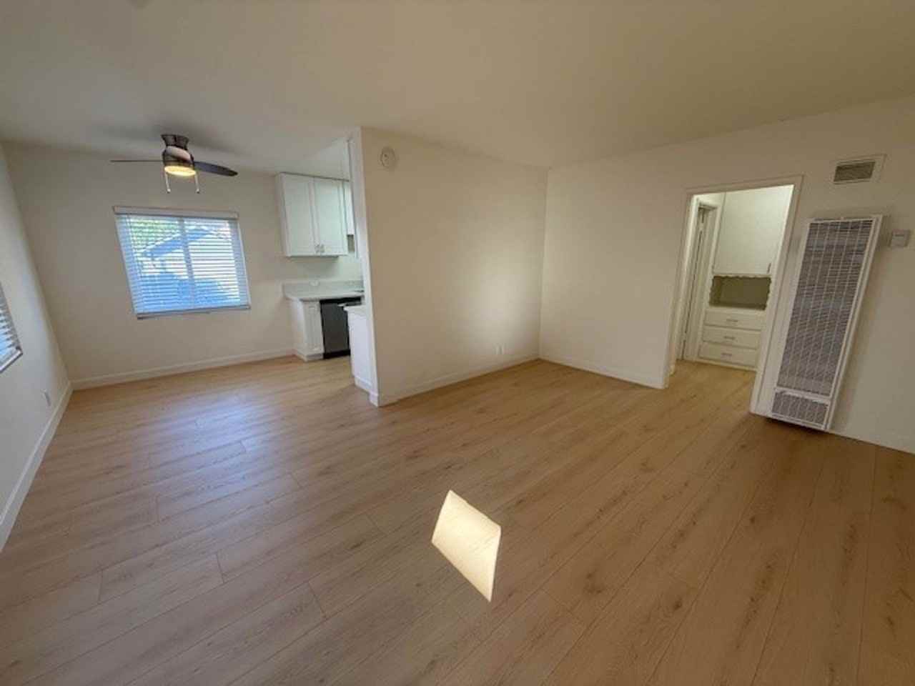 459 Orange - Photo 2 of 9