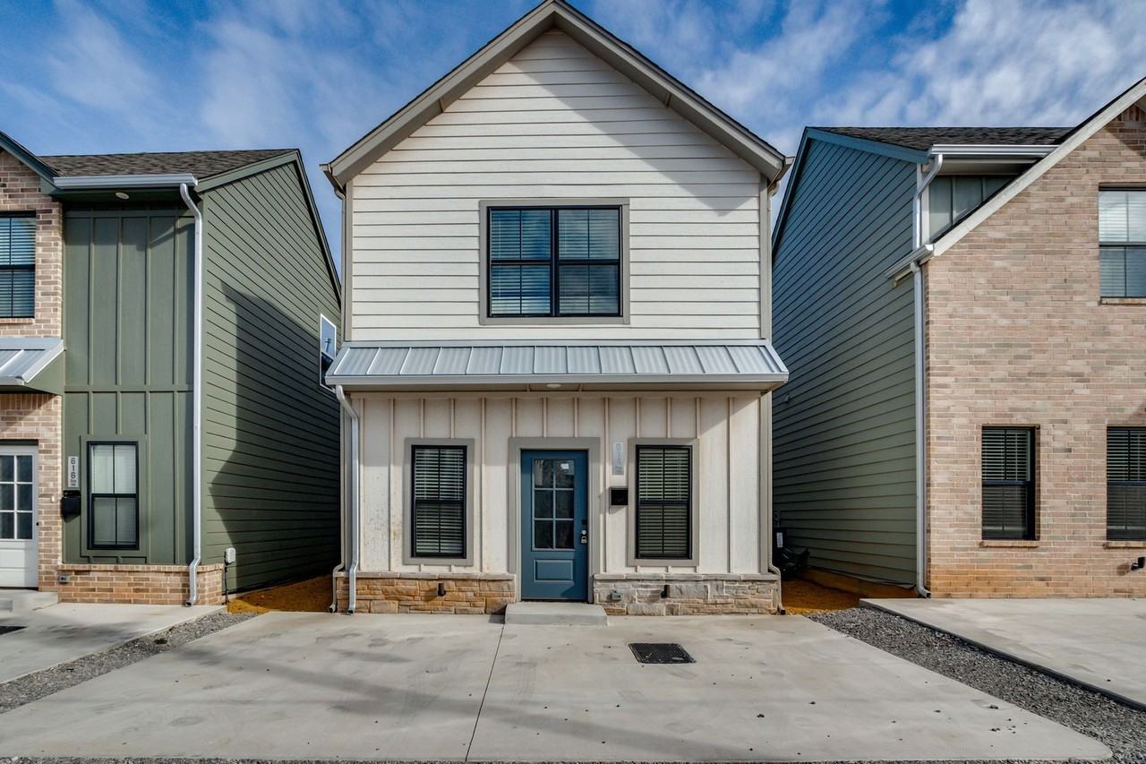 614 W 2nd St #110 - Photo 2 of 36