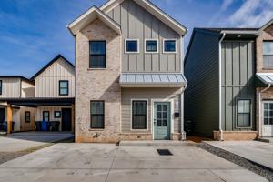 featured image of 618 W 2nd St #110