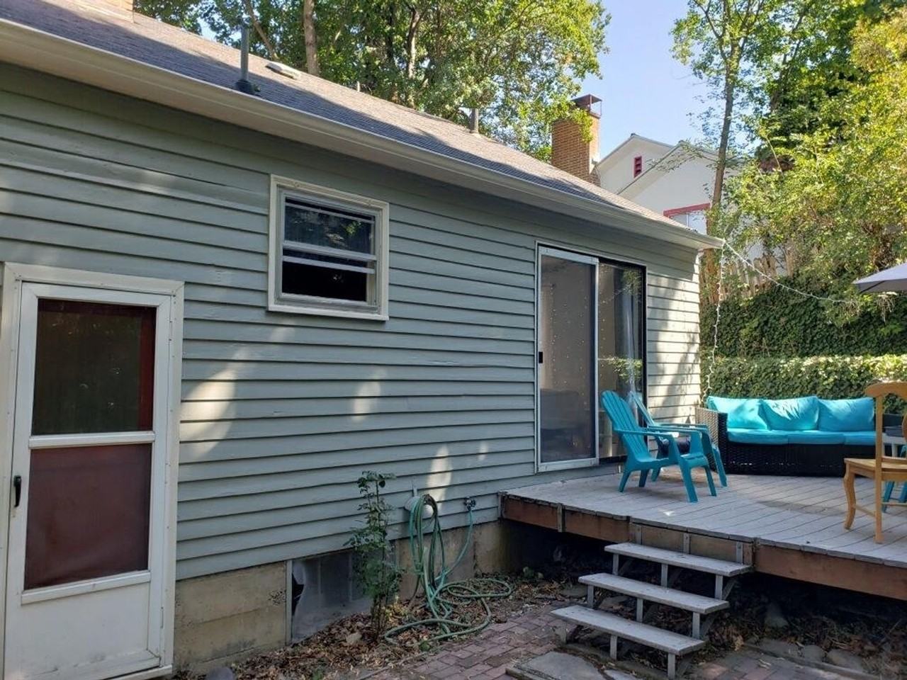 1005 Ne D St - Photo 3 of 24