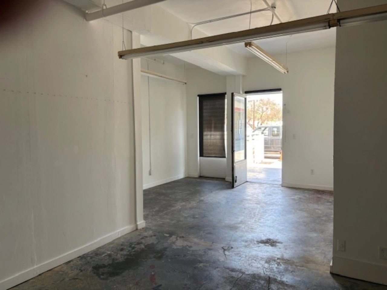 4551 San Fernando Road - Photo 7 of 18