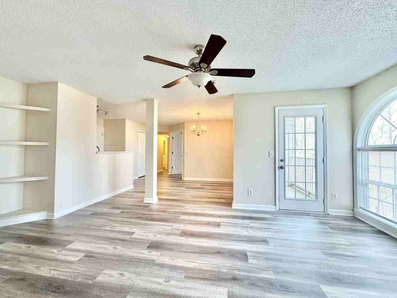 6704G W Friendly Ave - Photo 4 of 11