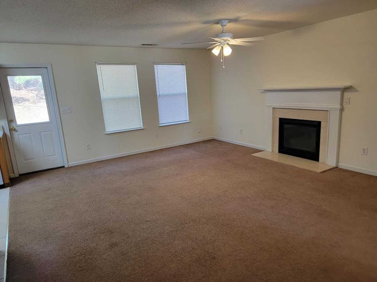 1106 Saint Phillips Ct - Photo 6 of 16