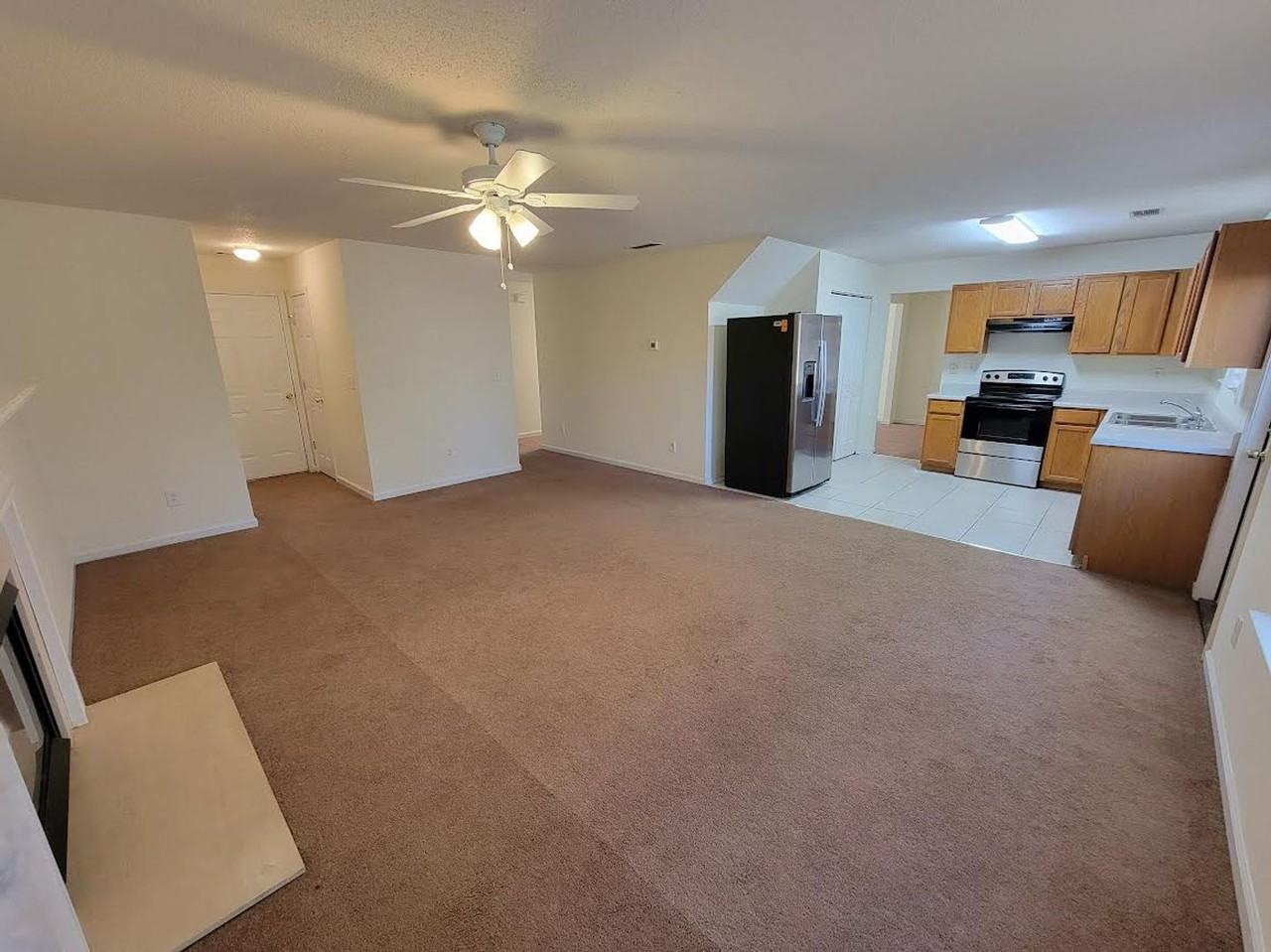 1106 Saint Phillips Ct - Photo 7 of 16