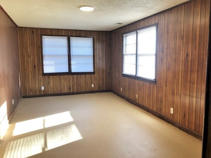 1473 Haviland Cir - Photo 2 of 22