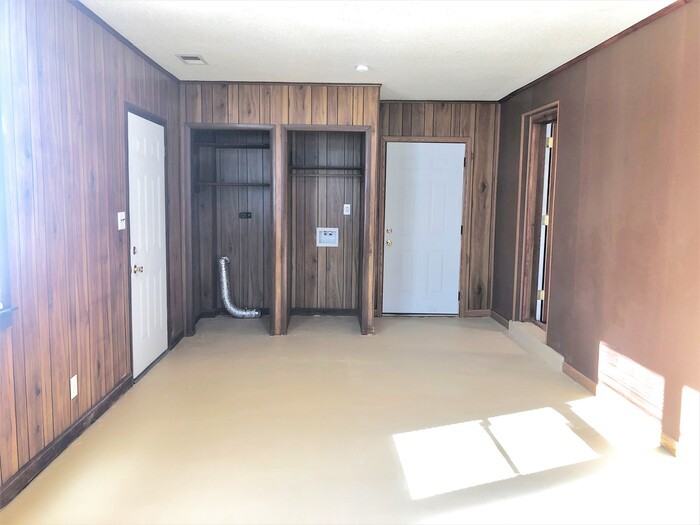 1473 Haviland Cir - Photo 3 of 22