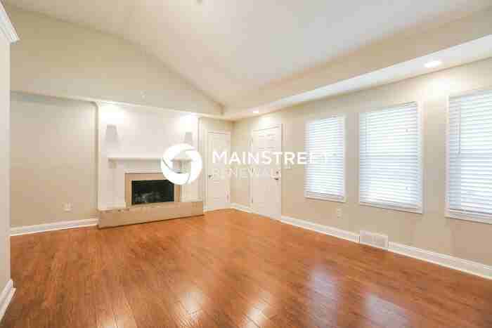 7102 N Baltimore Ave - Photo 4 of 17