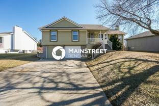 613 Se Ashton Dr - Photo 1 of 1