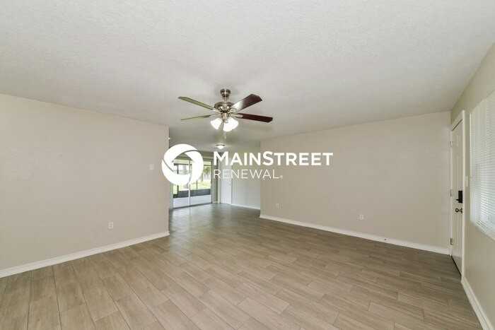511 Fletcher St - Photo 3 of 15