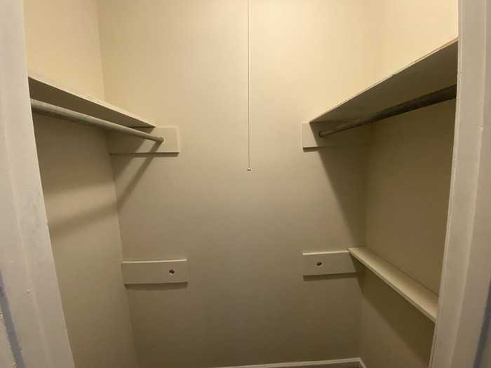 208 S Cromwell St #F - Photo 6 of 13