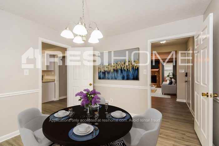 1710 Kimberly Dr Sw - Photo 4 of 18