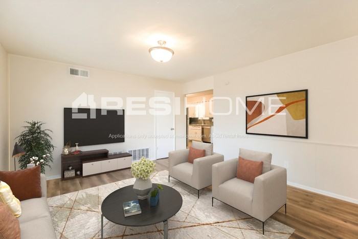 4721 Leslie Dr - Photo 6 of 18