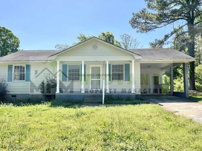 245 Savannah Dr - Photo 2 of 28