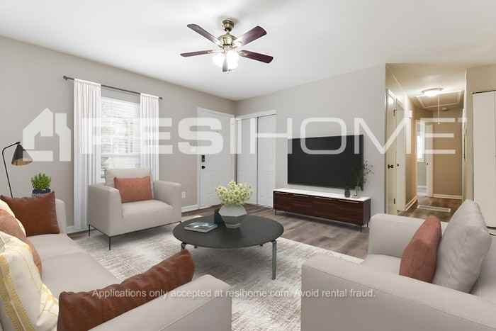 4546 Richard Rd - Photo 3 of 18