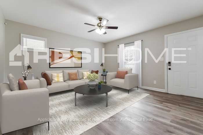 4546 Richard Rd - Photo 4 of 18