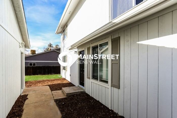 6320 W 95th Ave - Photo 2 of 17