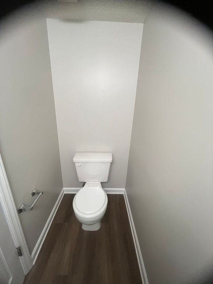 228 Park Ln - Photo 4 of 8