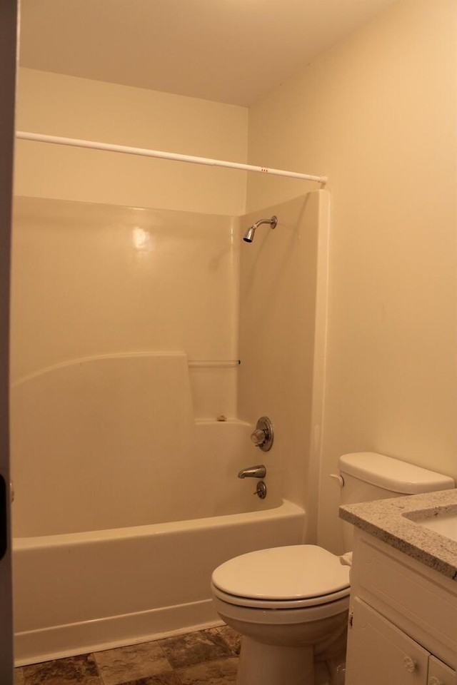 805 S Caldwell St - Photo 7 of 10