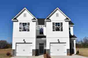 featured image of 100 Copperleaf Ln