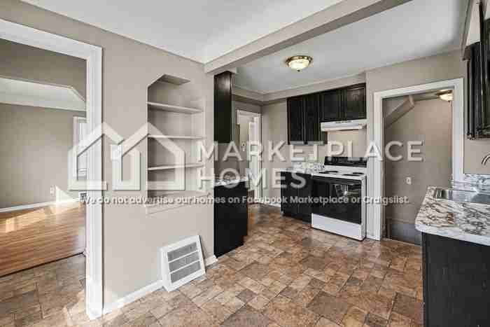 14653 Ego Ave - Photo 7 of 21