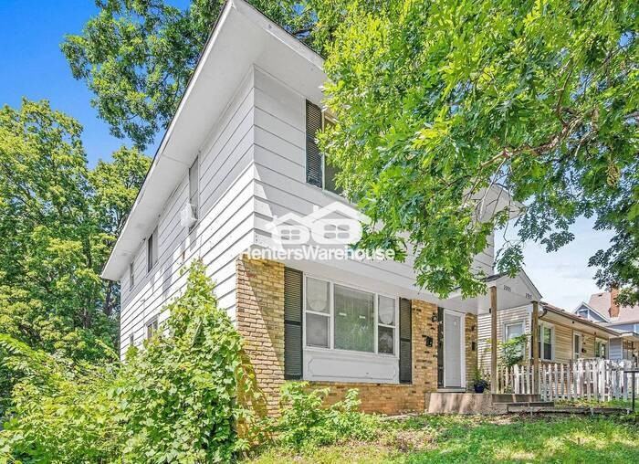 2905 Bryant Ave N #2 - Photo 2 of 12