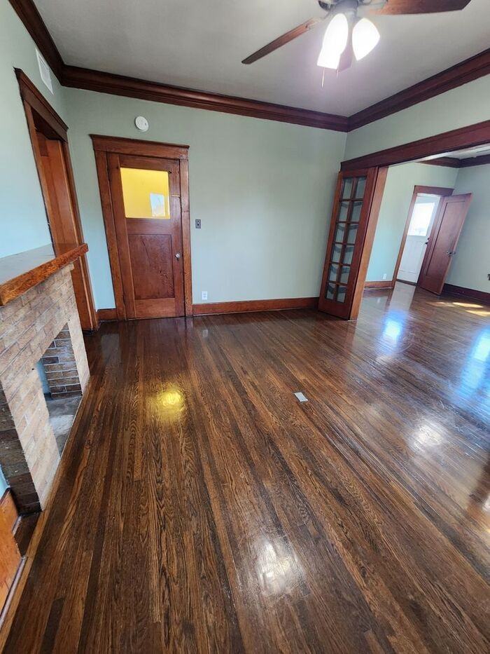 2544 A St - Photo 3 of 12