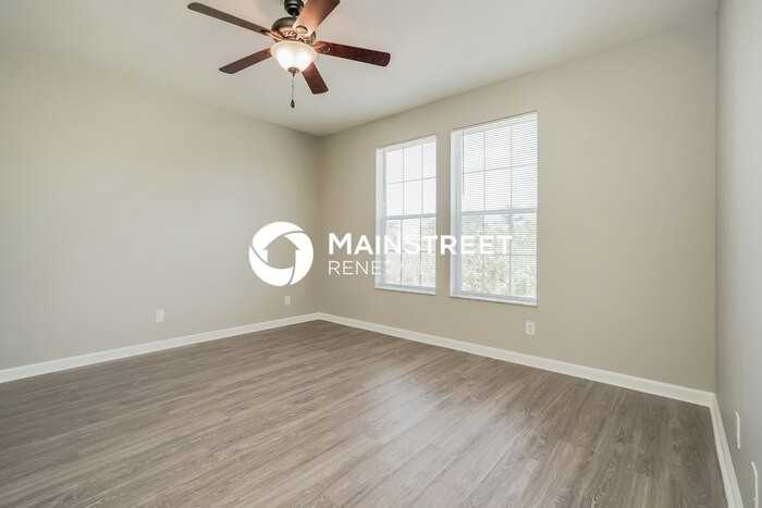 603 E 8th St - Photo 7 of 16