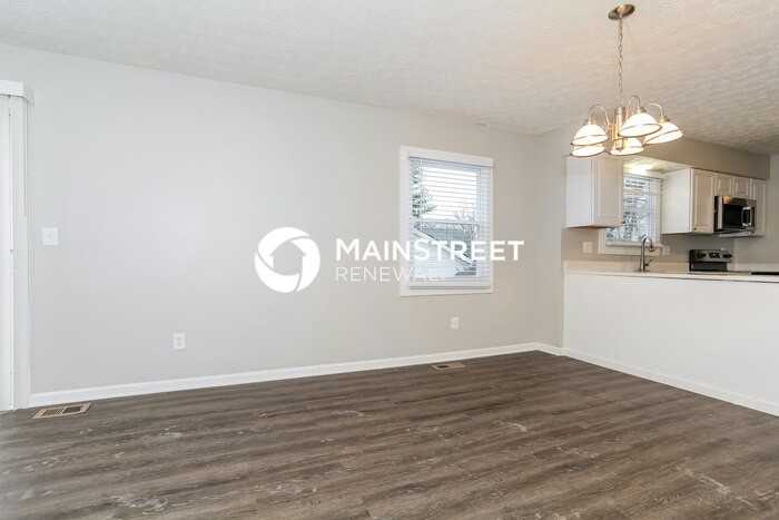 5201 Mehrman Way - Photo 3 of 17