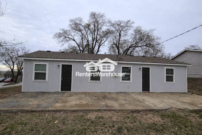 6003 E 153rd Ter #A - Photo 2 of 8