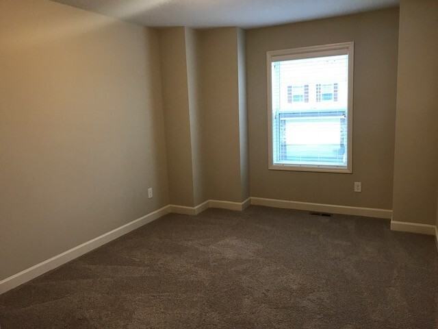 9910 5th Street Ln N - Photo 7 of 11