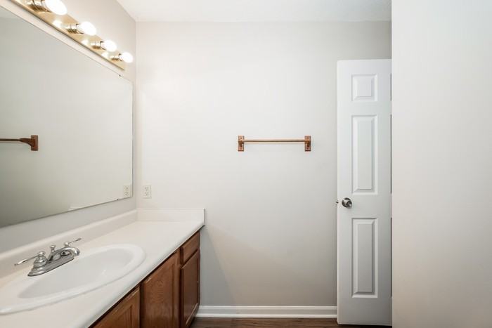 205 Randell Ct - Photo 7 of 12