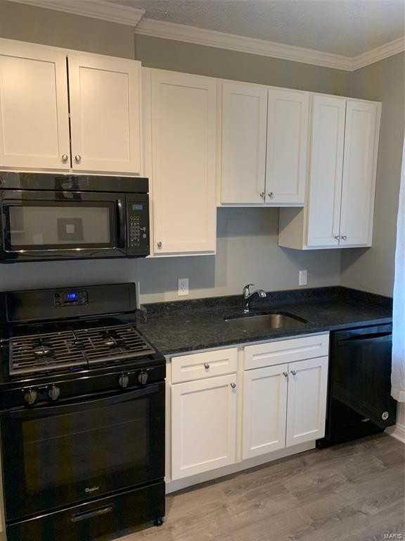 4648 Louisiana Ave - Photo 4 of 26