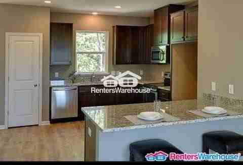 9681 Merrimac Ln N - Photo 7 of 17