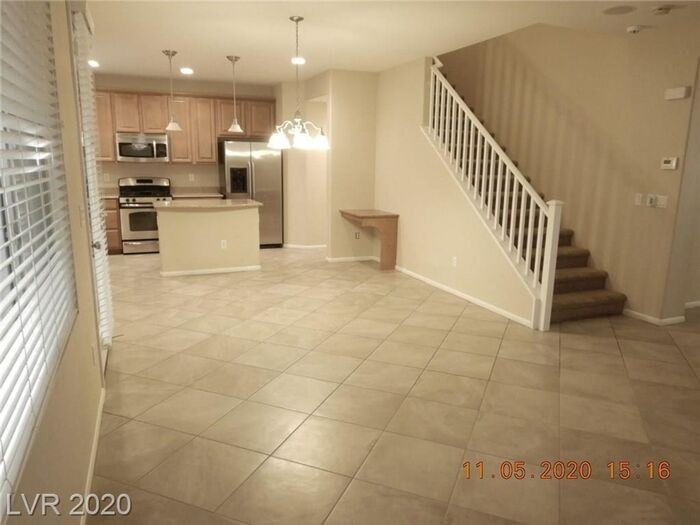 10307 Elmwood Glen Ave - Photo 5 of 31