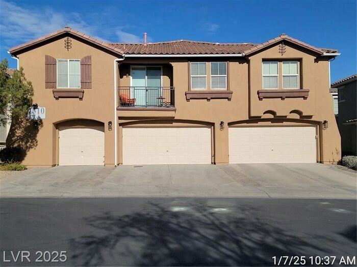 1310 Crystal Hill Ln #1 - Photo 2 of 30