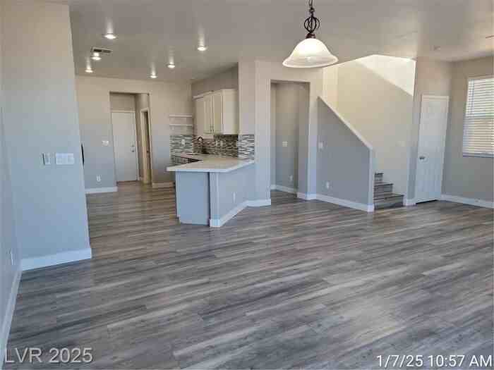 1310 Crystal Hill Ln #1 - Photo 6 of 30