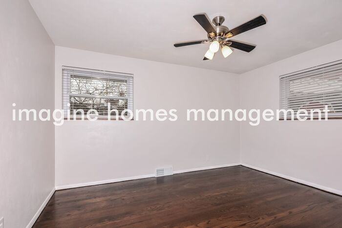 1020 Rockman Pl - Photo 7 of 14