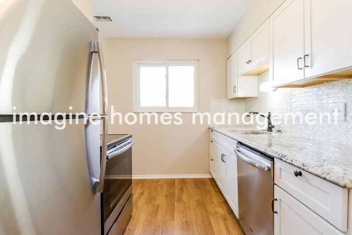 12128 Chesterdale Rd - Photo 7 of 19