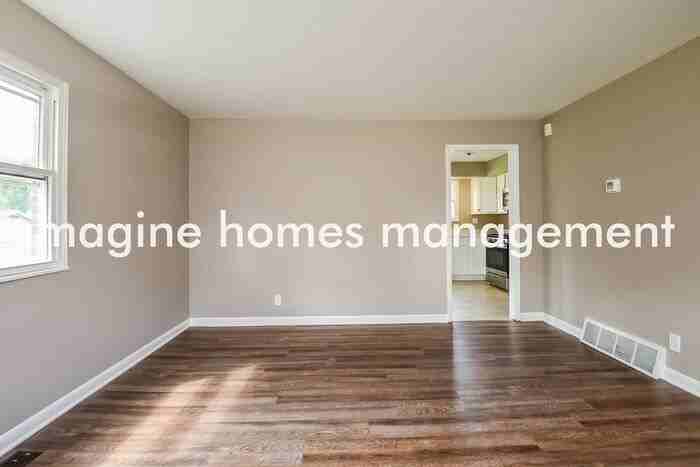 4372 Elmhurst Dr #1 - Photo 7 of 21