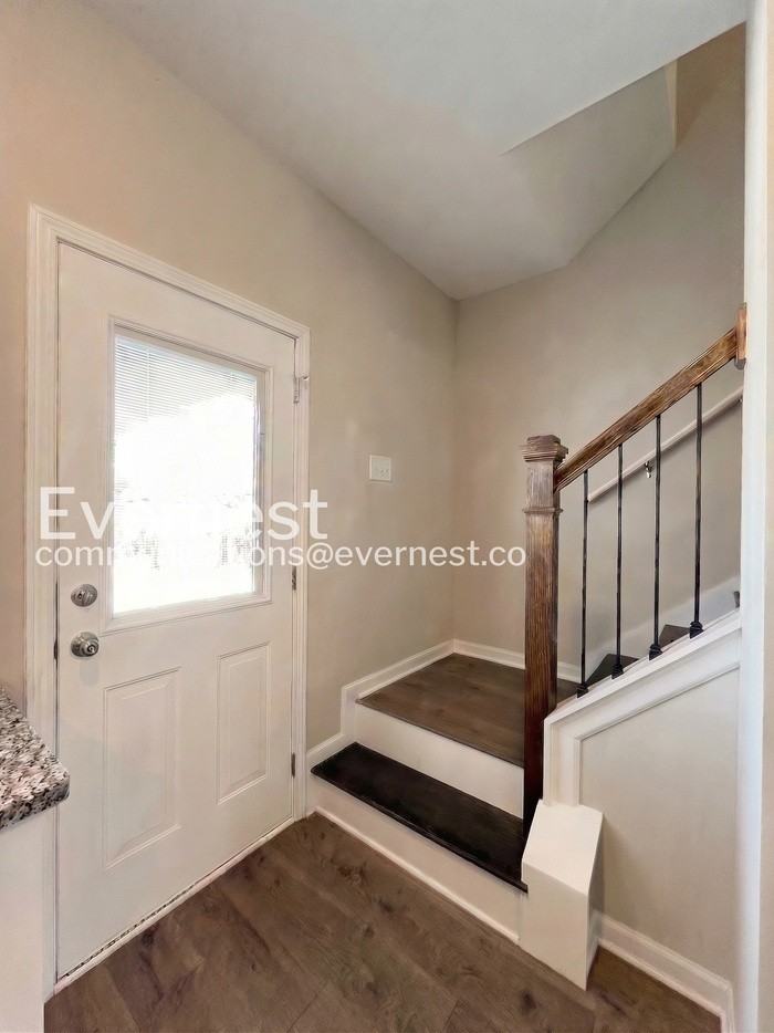 227 Tara Ct - Photo 6 of 27