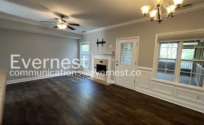 6721 Brianna Way - Photo 5 of 24