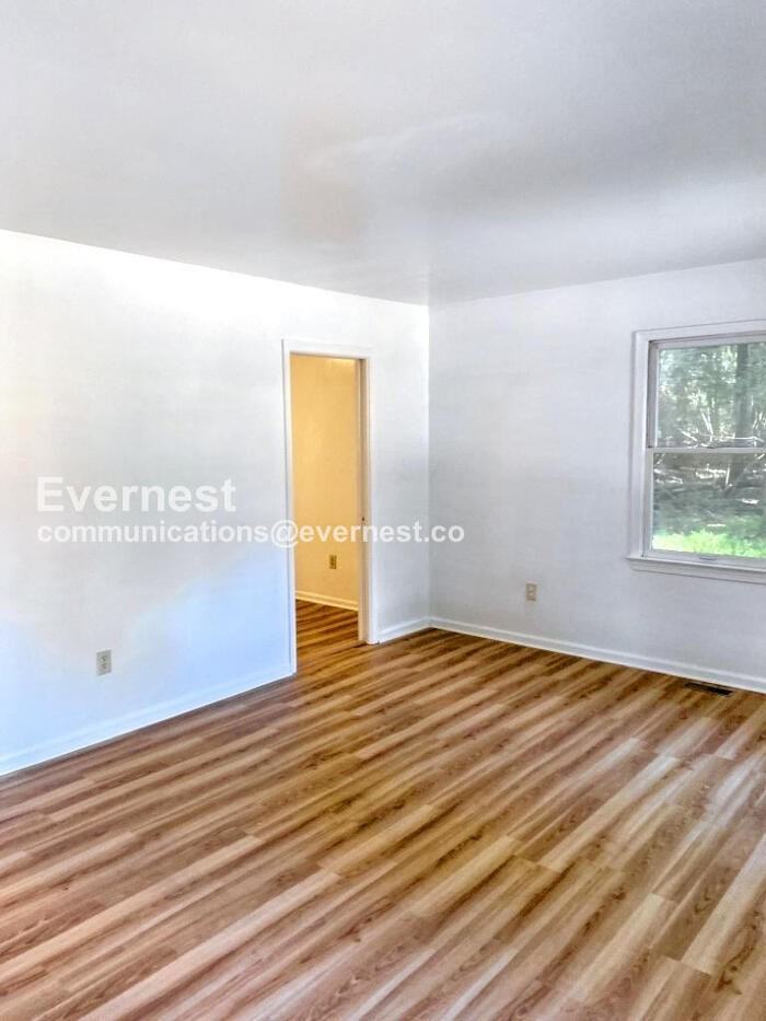 532 Neck O Land Rd Apt D - Photo 6 of 14