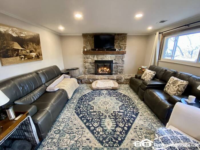 8731 E Cornell Dr - Photo 2 of 34