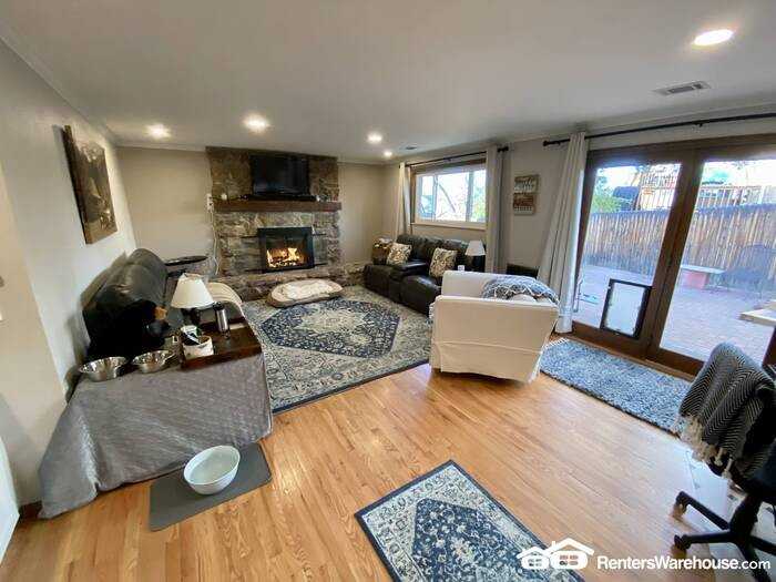 8731 E Cornell Dr - Photo 3 of 34