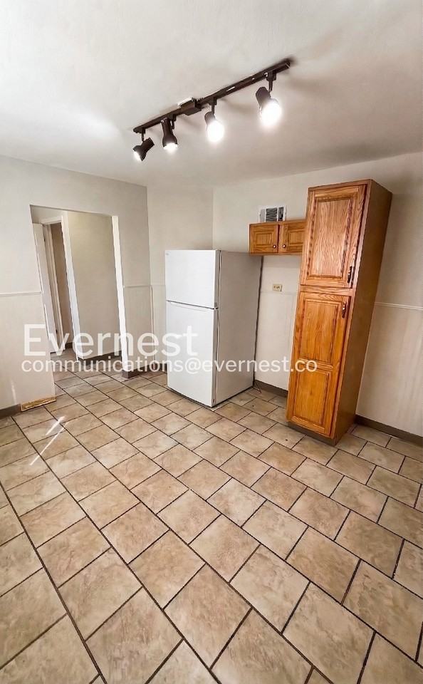 9717 Dennis Dr - Photo 3 of 22