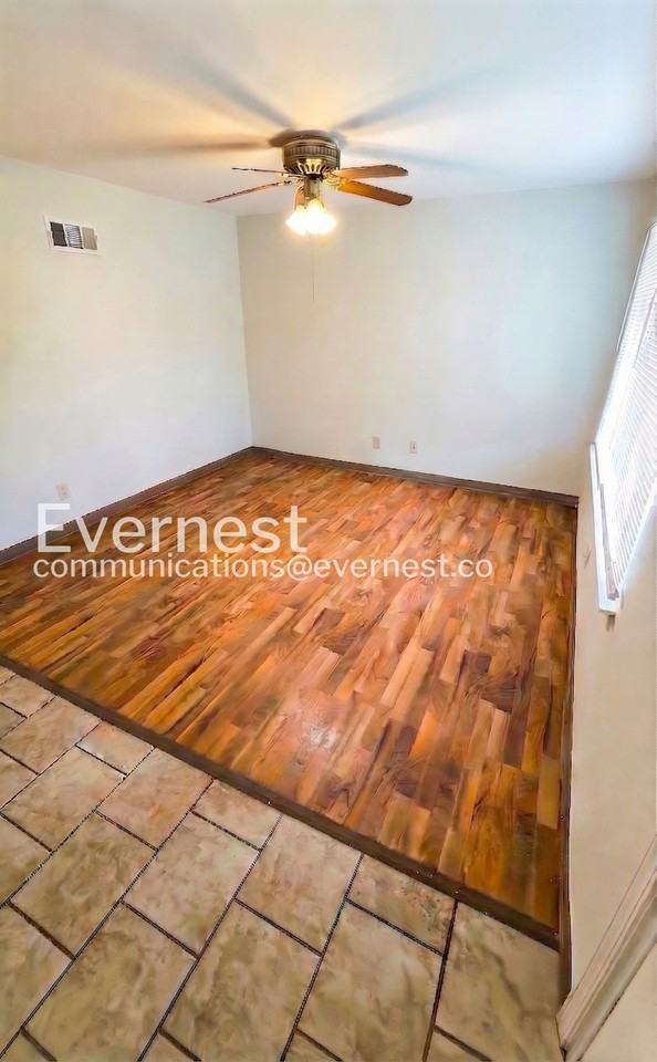 9717 Dennis Dr - Photo 6 of 22