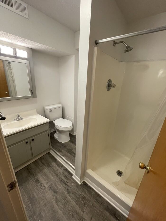 901 Marilyn Dr #B - Photo 5 of 13