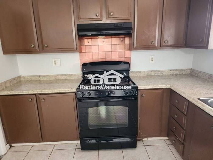 12648 E Alaska Ave - Photo 3 of 18